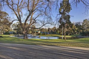 Best Western Melbourneaposs Princes Park Motor Inn - Accommodation Gladstone