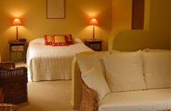 Santa Fe Luxury Bed  Breakfast - Accommodation Gladstone