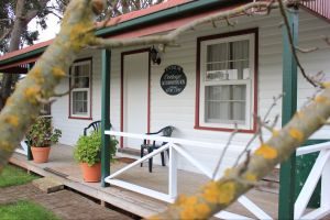 Coonawarra's Pyrus Cottage - Accommodation Gladstone