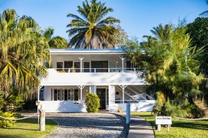 Jamaica Beach House - Accommodation Gladstone